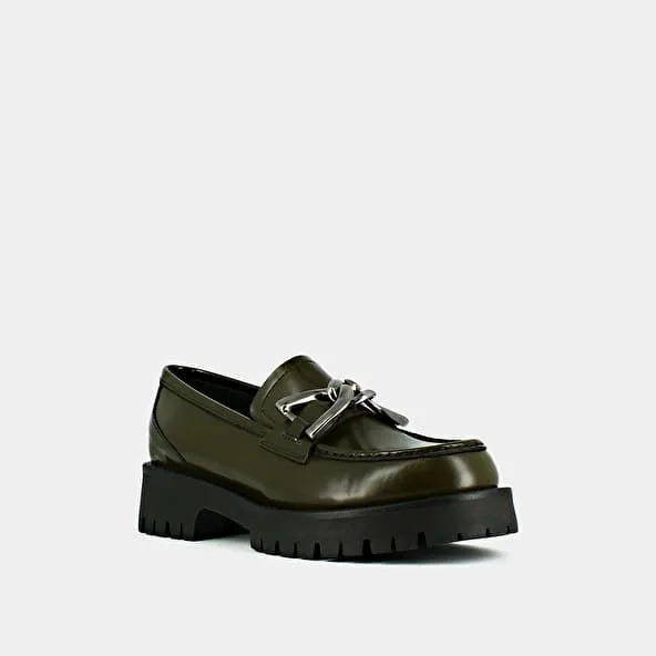 Flat heel loafers with bites in glazed khaki leather