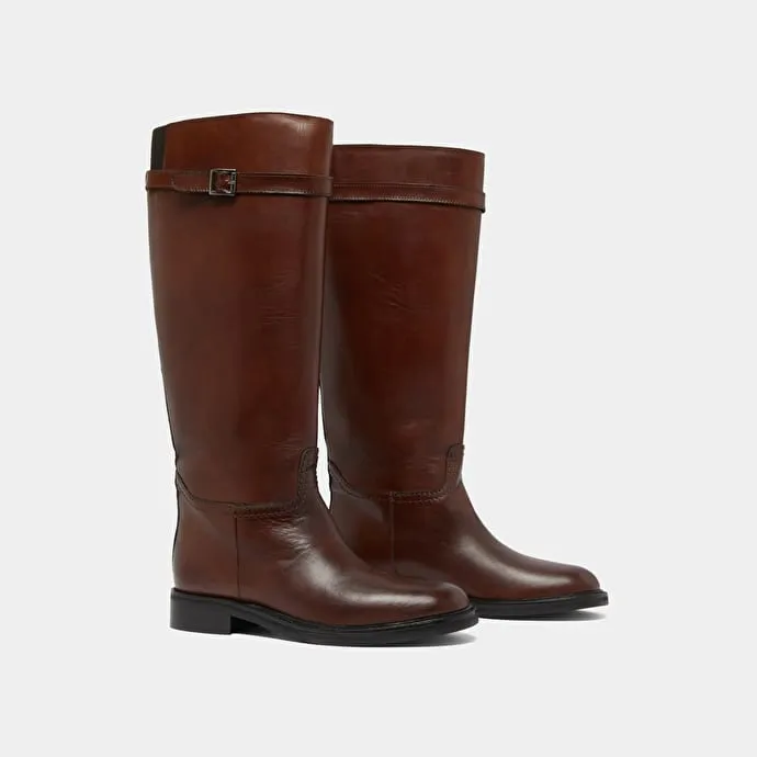 High boots in cognac leather