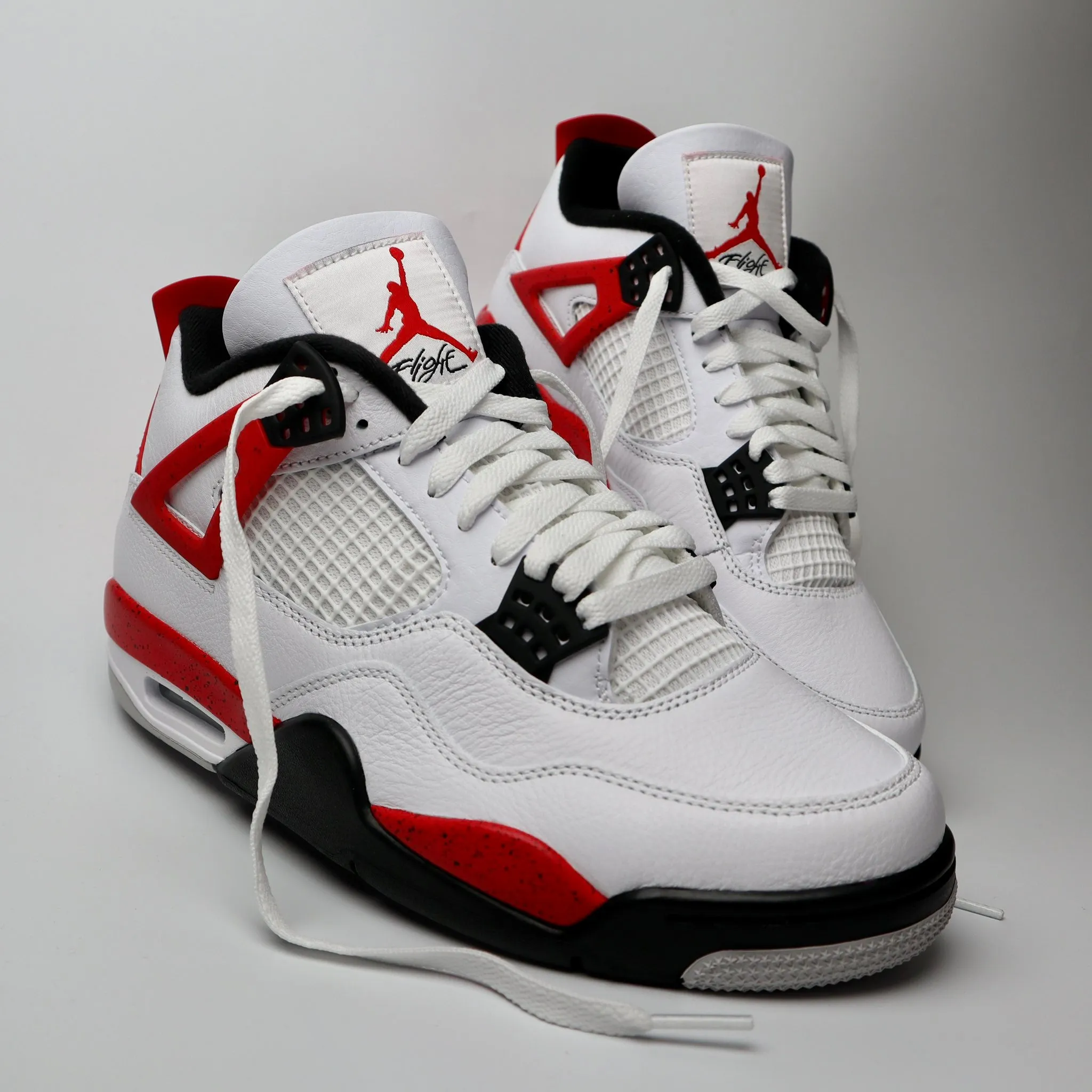 Jordan 4 Retro Red Cement