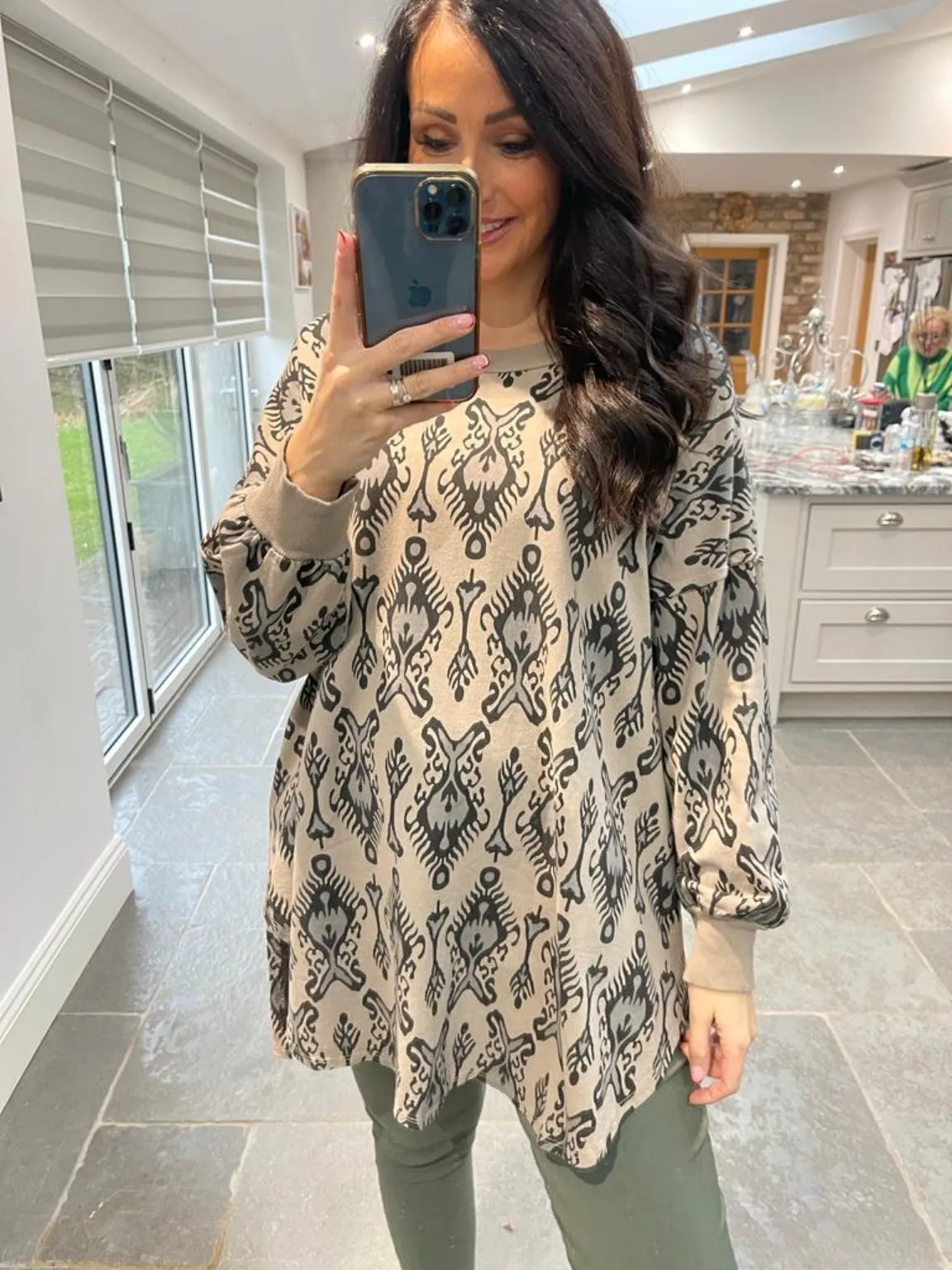 Long Sleeve Patterned Top Greta