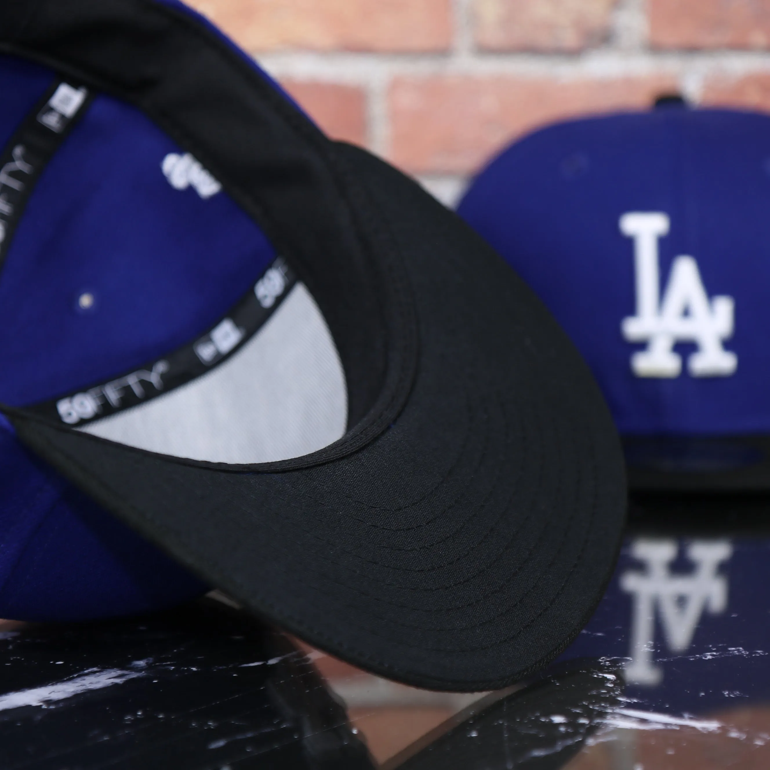 Los Angeles Dodgers 2022 City Connect Side Patch 59Fifty Fitted Cap | New Era Royal/Black