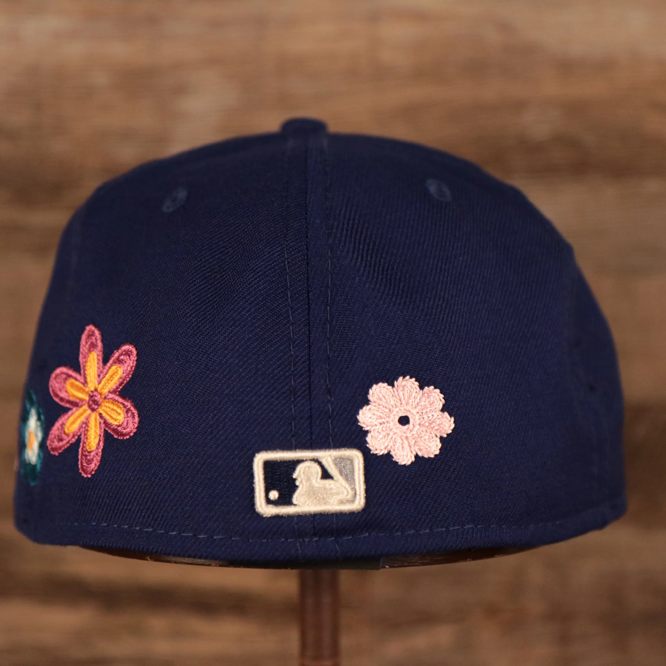 Los Angeles Dodgers All Over Floral Pattern Flower Crotchet Side Patch Pink Bottom 59Fifty Fitted Cap