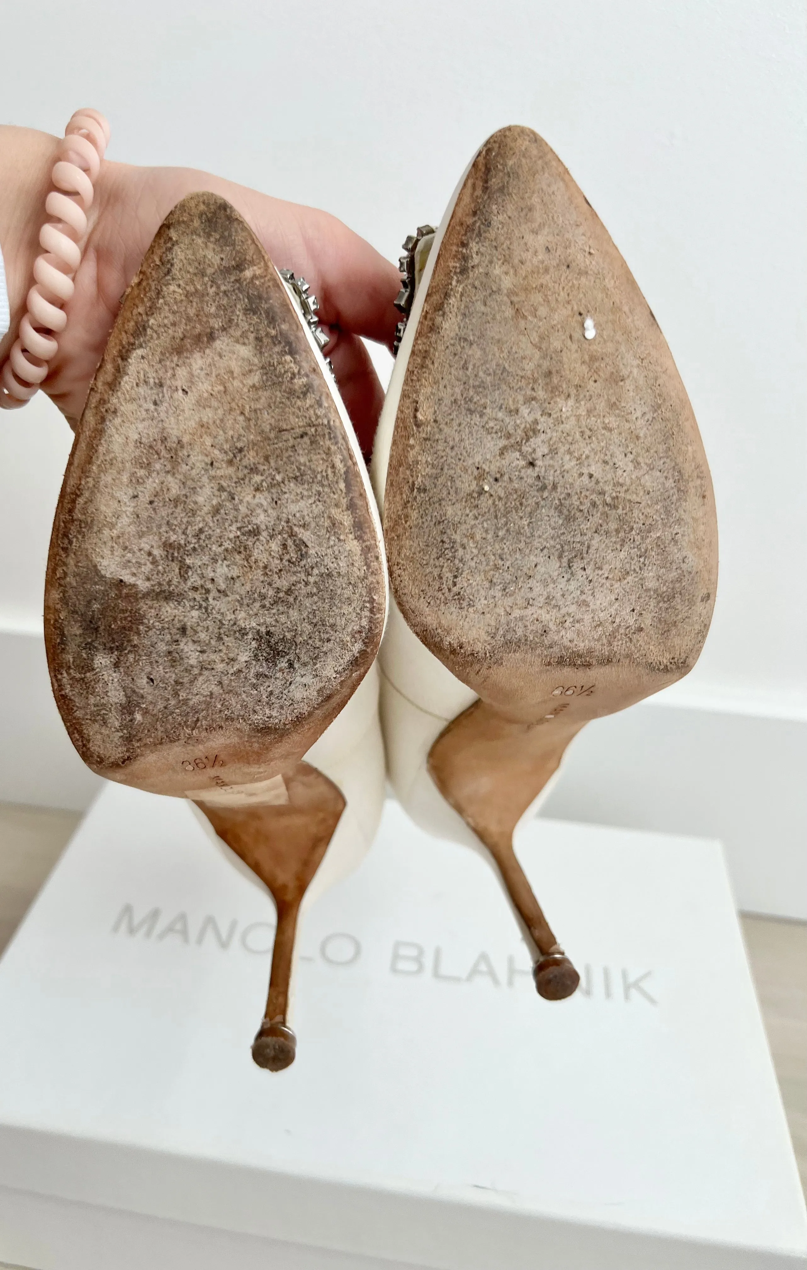 Manolo Blahnik Hangisi Heels