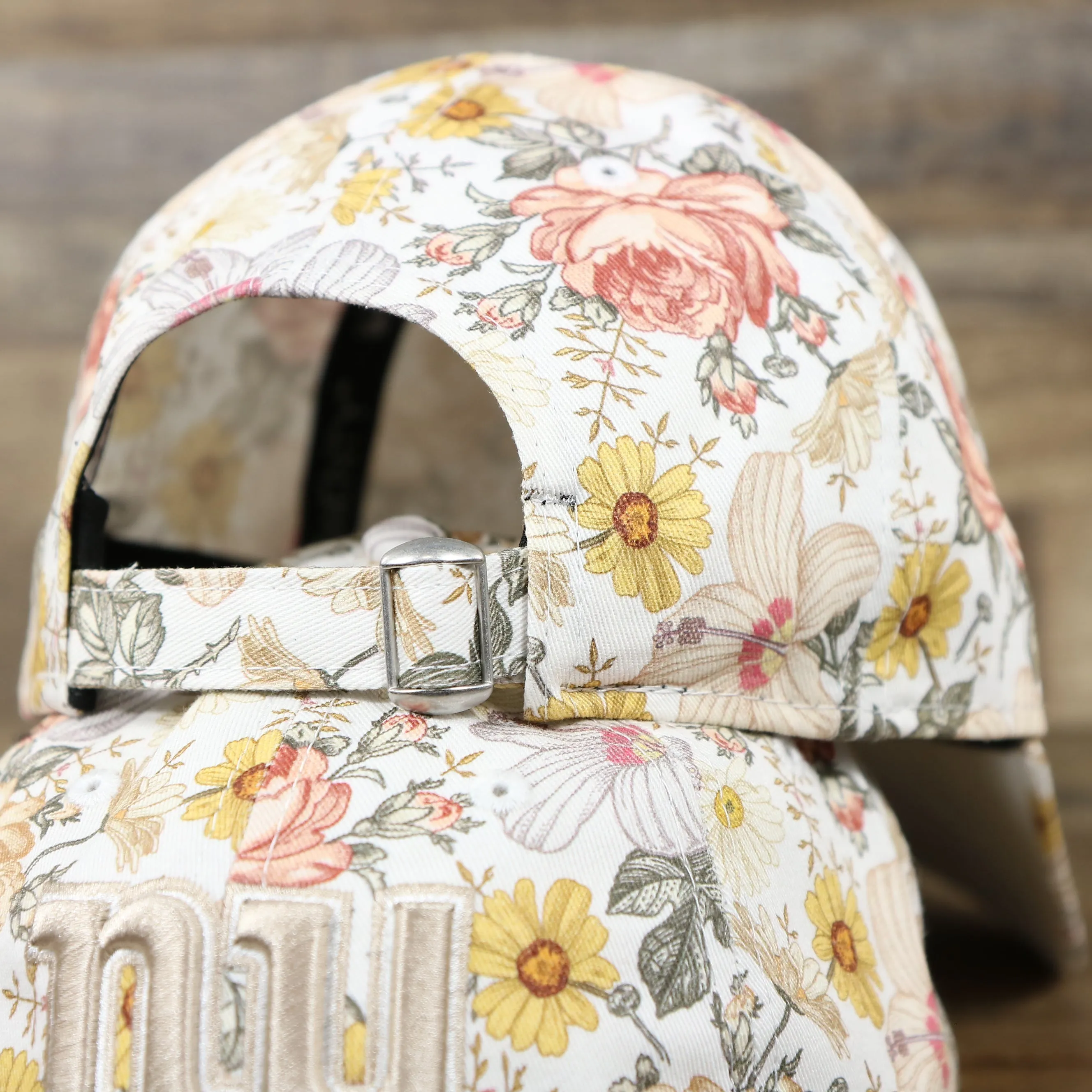 New York Giants Women's All Over Sunflower Rose Floral Fall Flower Bloom Print Ladies' Ball Cap