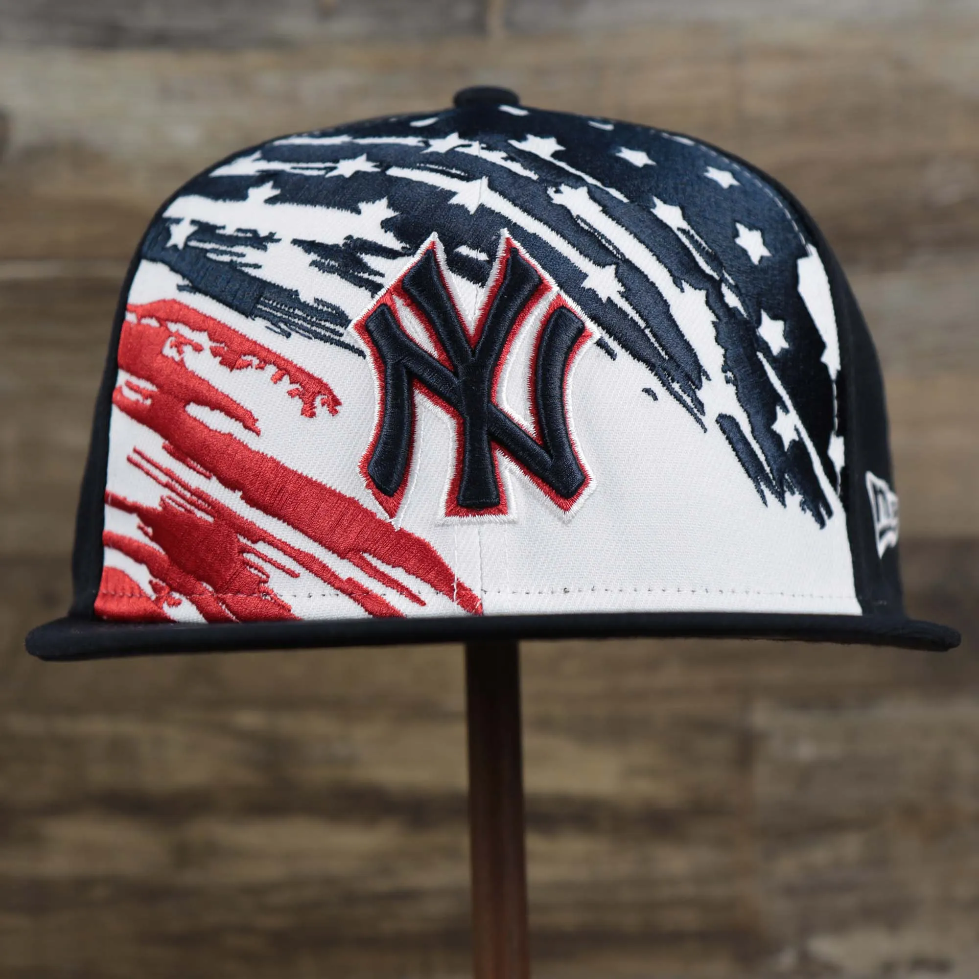 New York Yankees 2022 4th of July Stars And Stripes 9Fifty Snapback | Navy Snapback