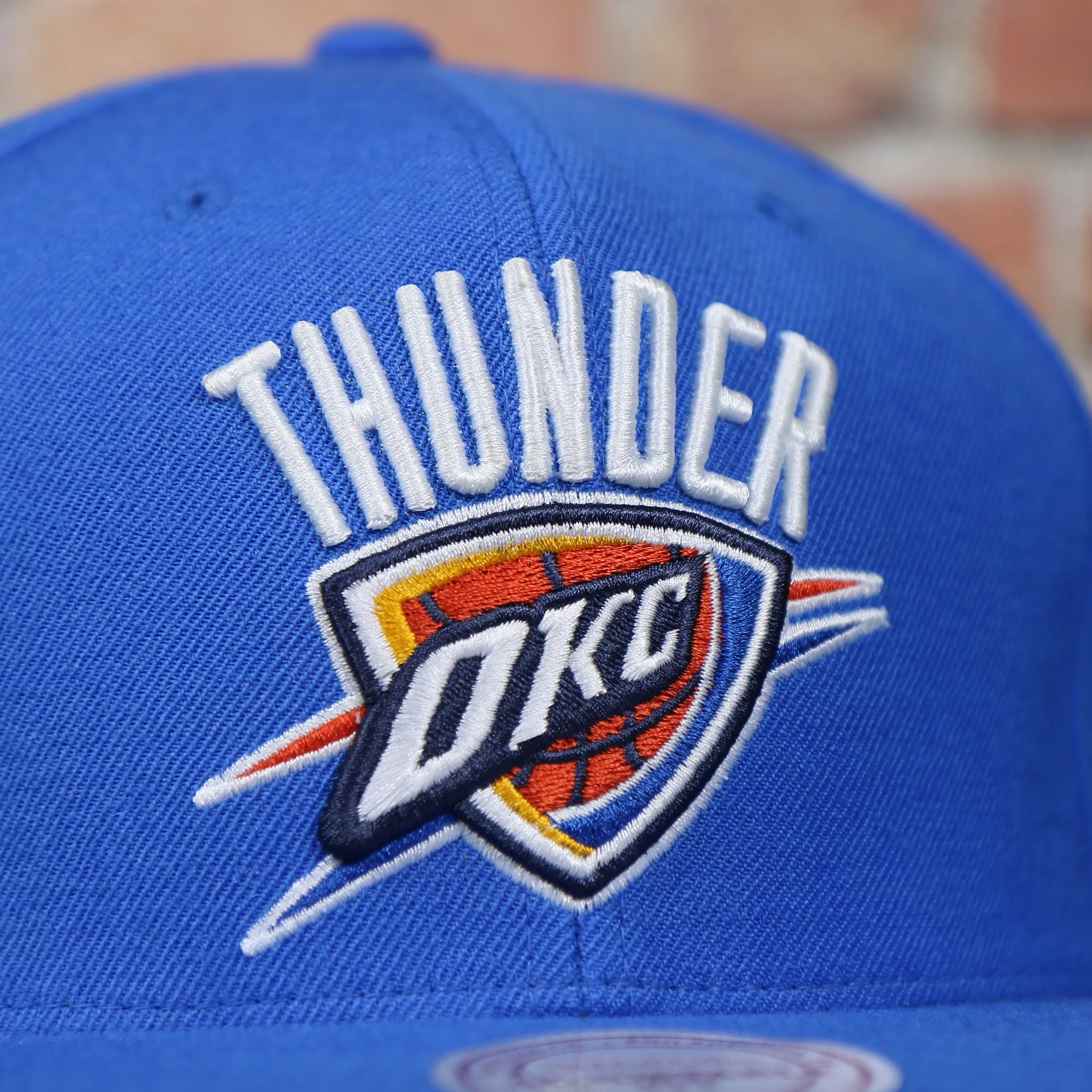 Oklahoma City Thunder Green Bottom 9Fifty Snapback Cap | Royal Blue