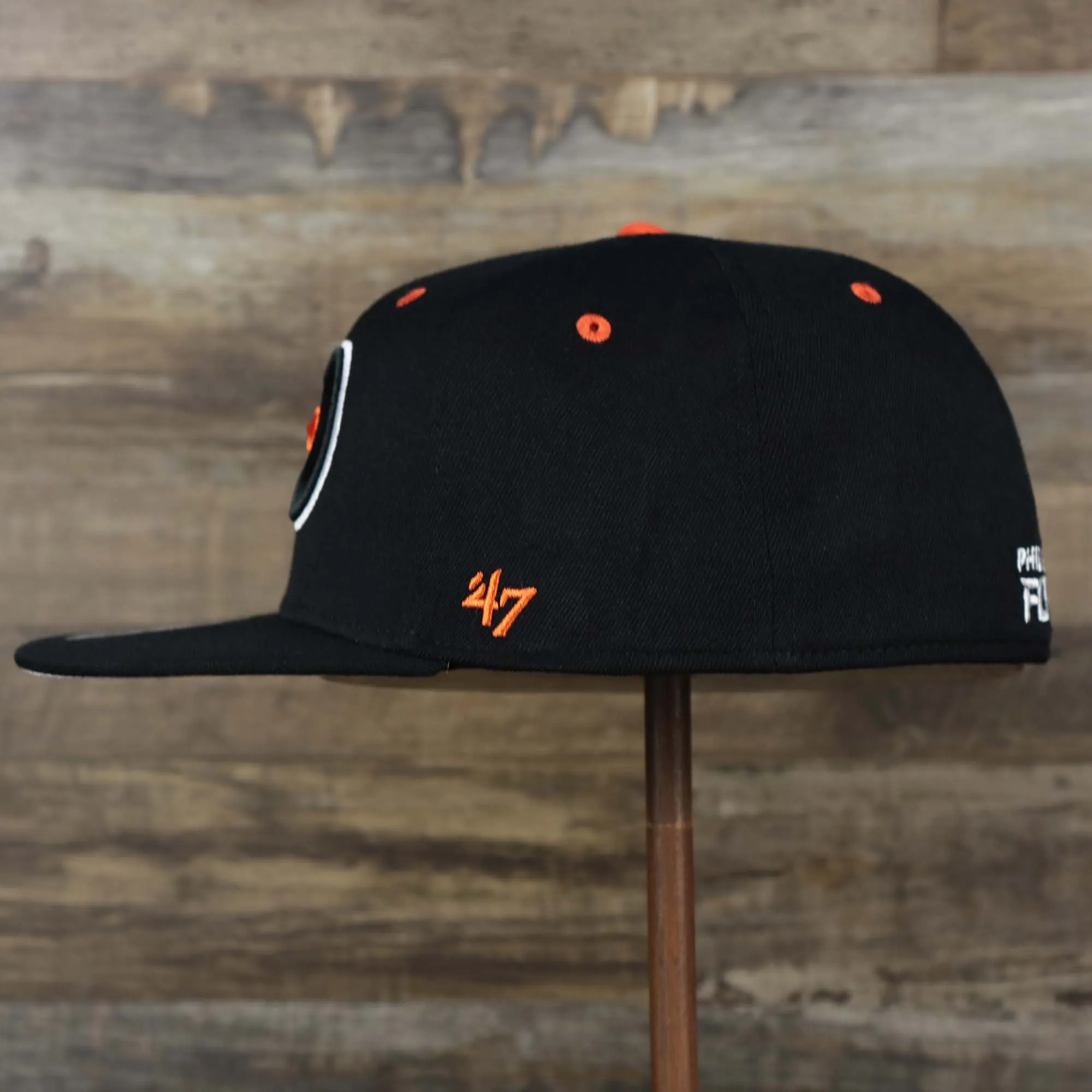 Philadelphia Flyers Side Patch Dugout Side Defender Fitted Cap | Black Stretch Fitted Cap