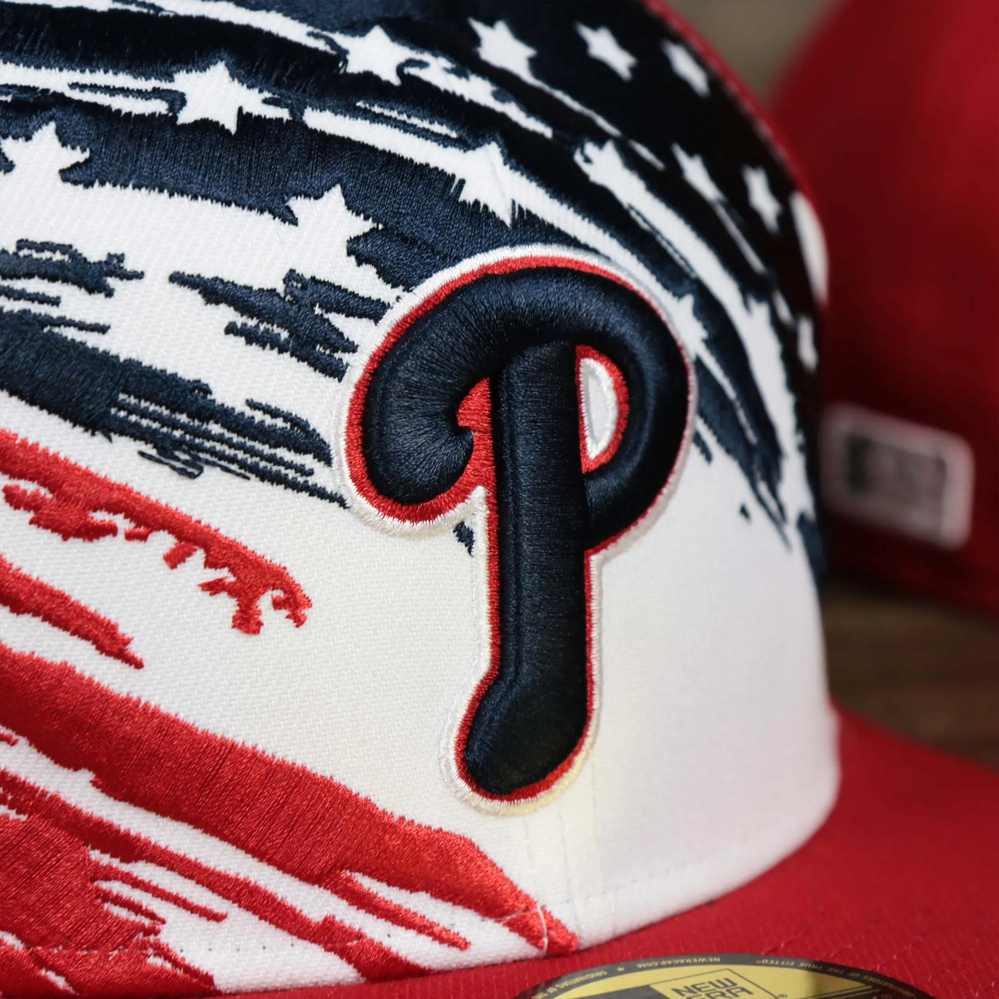 Philadelphia Phillies 2022 4th of July Stars And Stripes 59Fifty Fitted Hat | Red 59Fifty