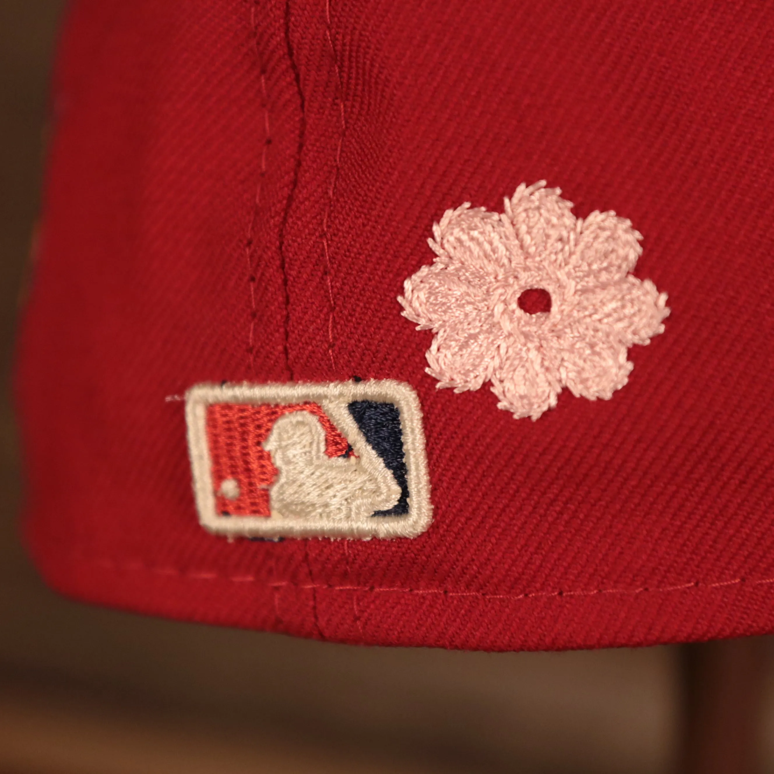 Philadelphia Phillies All Over Floral Pattern Flower Crotchet Side Patch Pink Bottom 59Fifty Fitted Cap