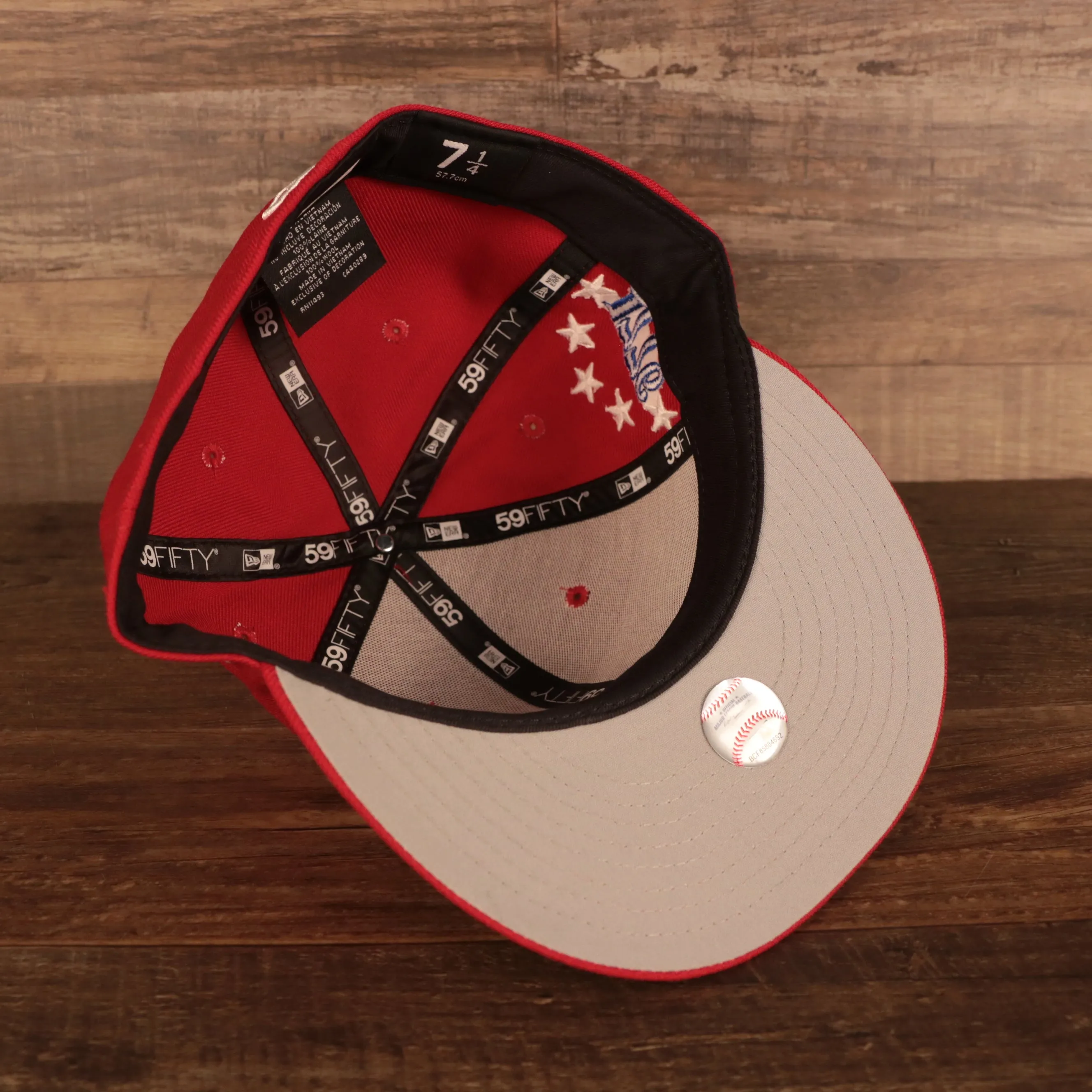 Philadelphia Phillies Iced Out Side Patch Bell 1776 Gray Bottom Crystal Icons 59Fifty Fitted Cap