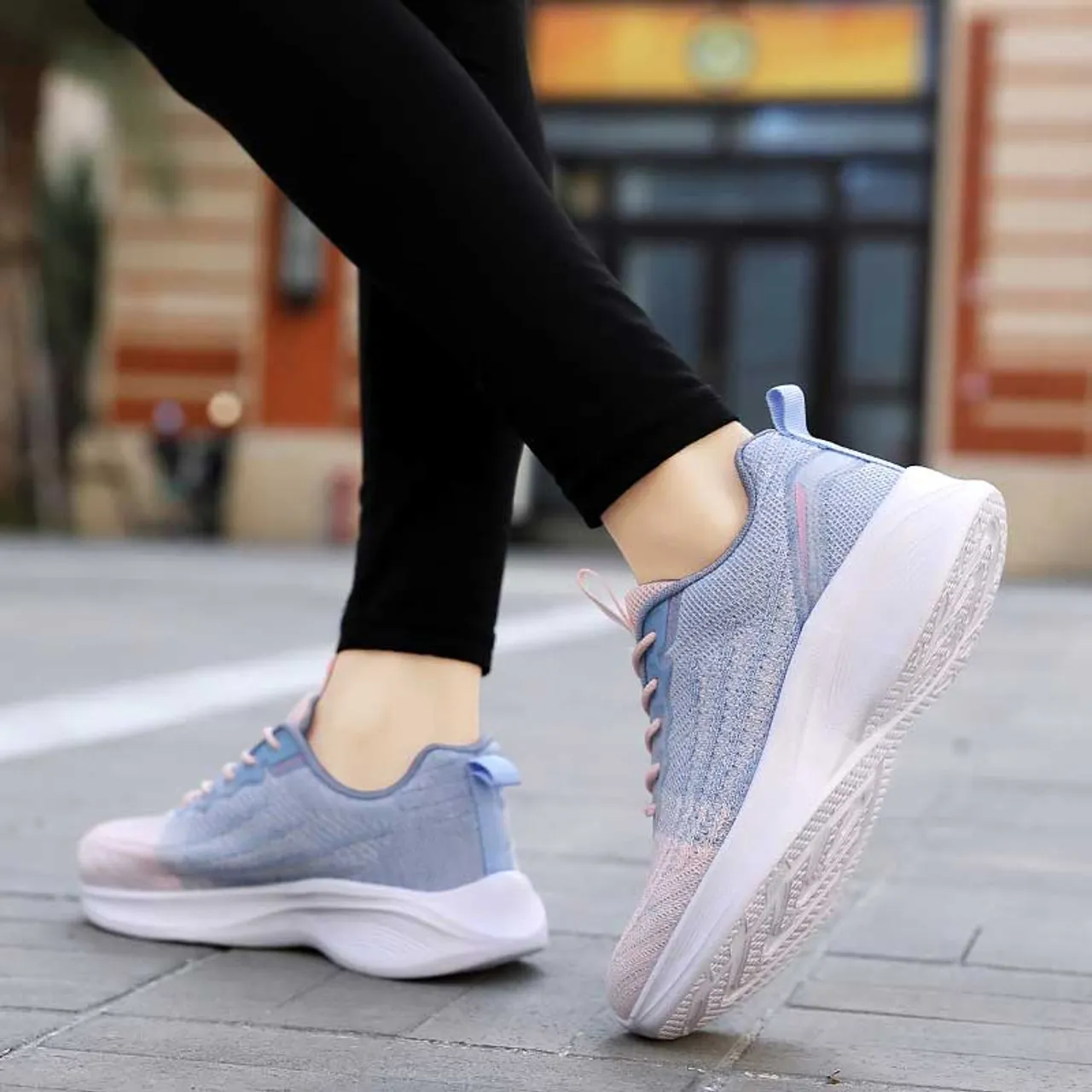 Pink flyknit stripe texture casual shoe sneaker