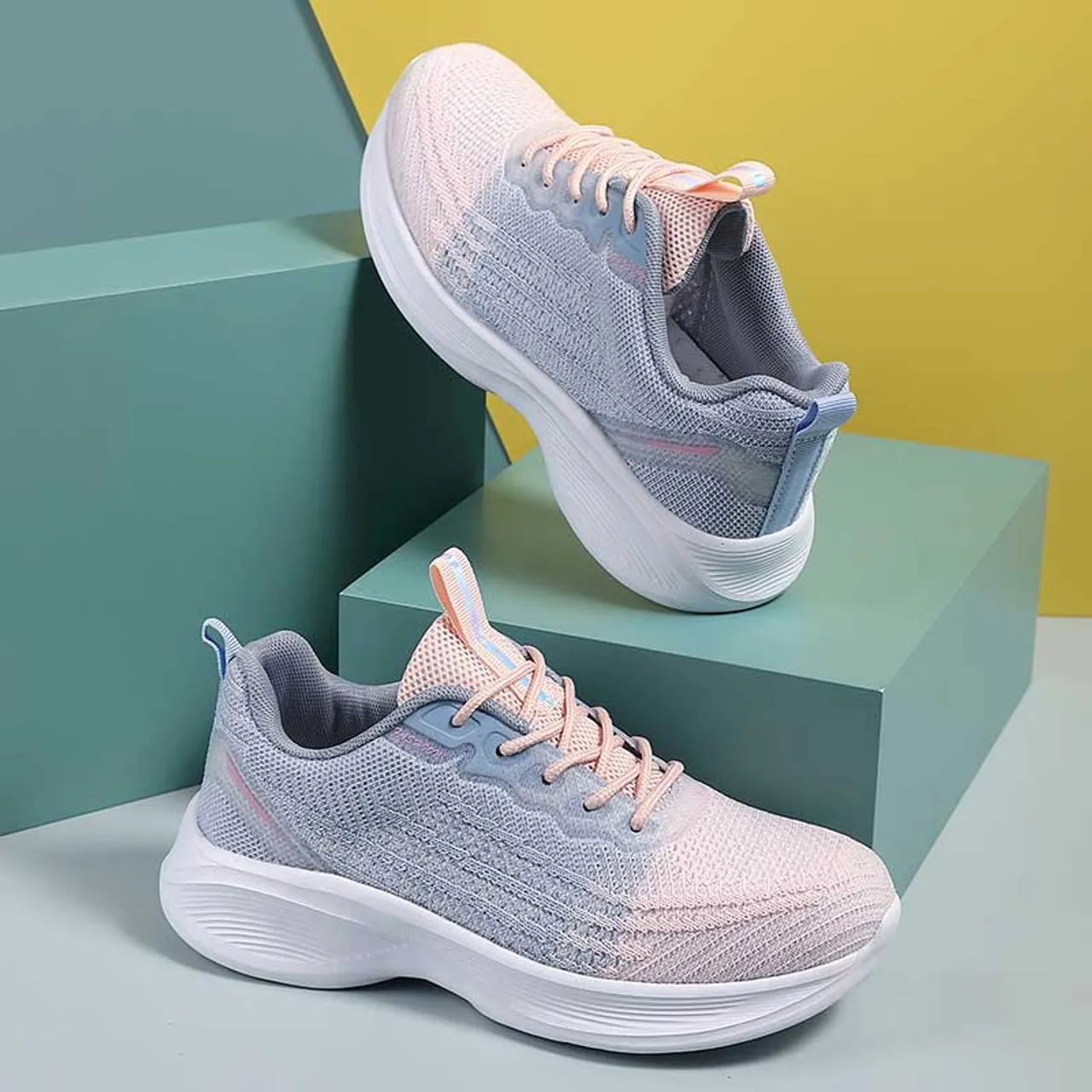 Pink flyknit stripe texture casual shoe sneaker