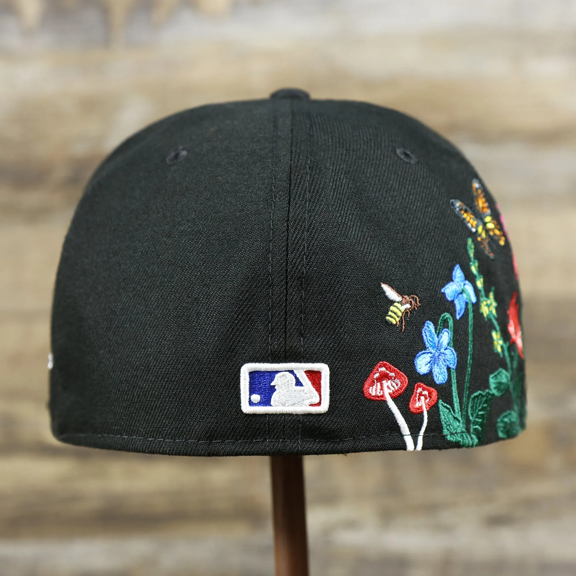 Pittsburgh Pirates Gray Bottom Bloom Spring Embroidery 59Fifty Fitted Cap | Black 59Fifty Cap