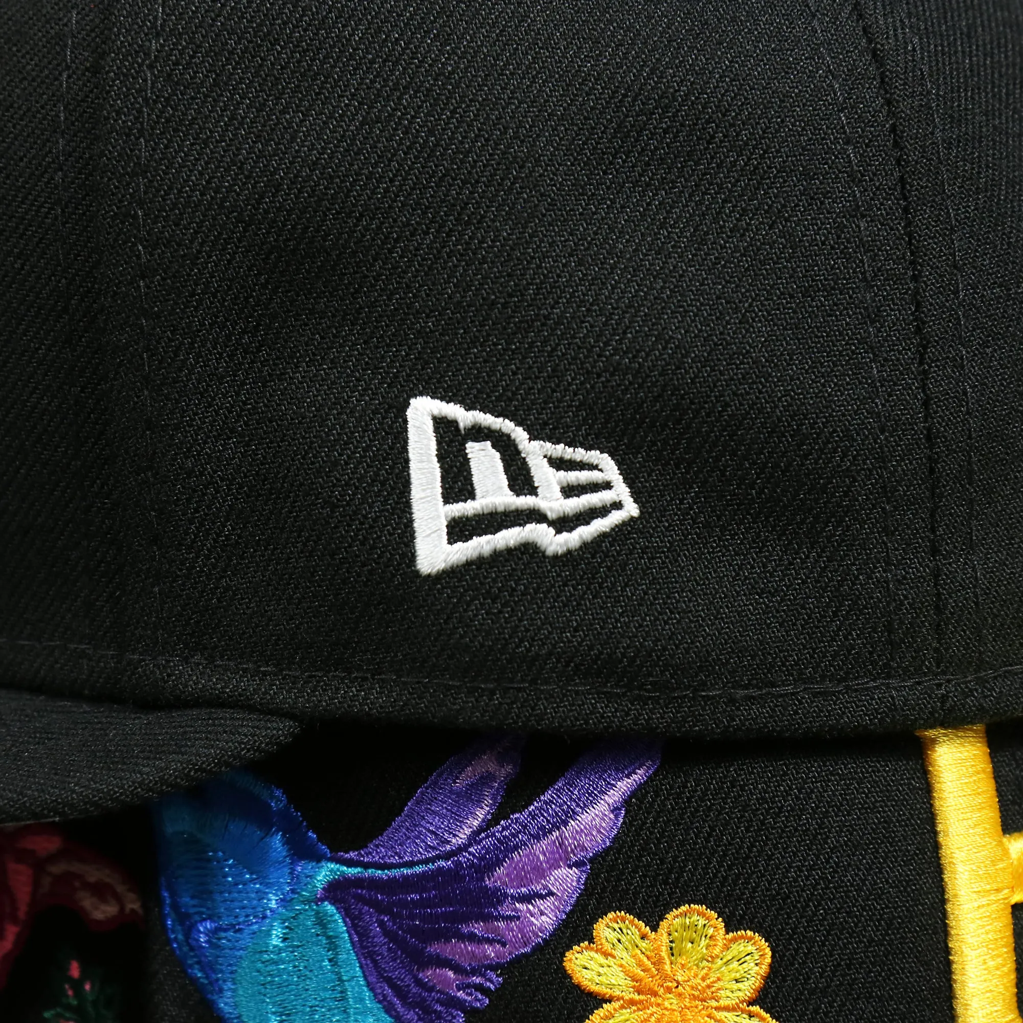 Pittsburgh Pirates Gray Bottom Bloom Spring Embroidery 59Fifty Fitted Cap | Black 59Fifty Cap