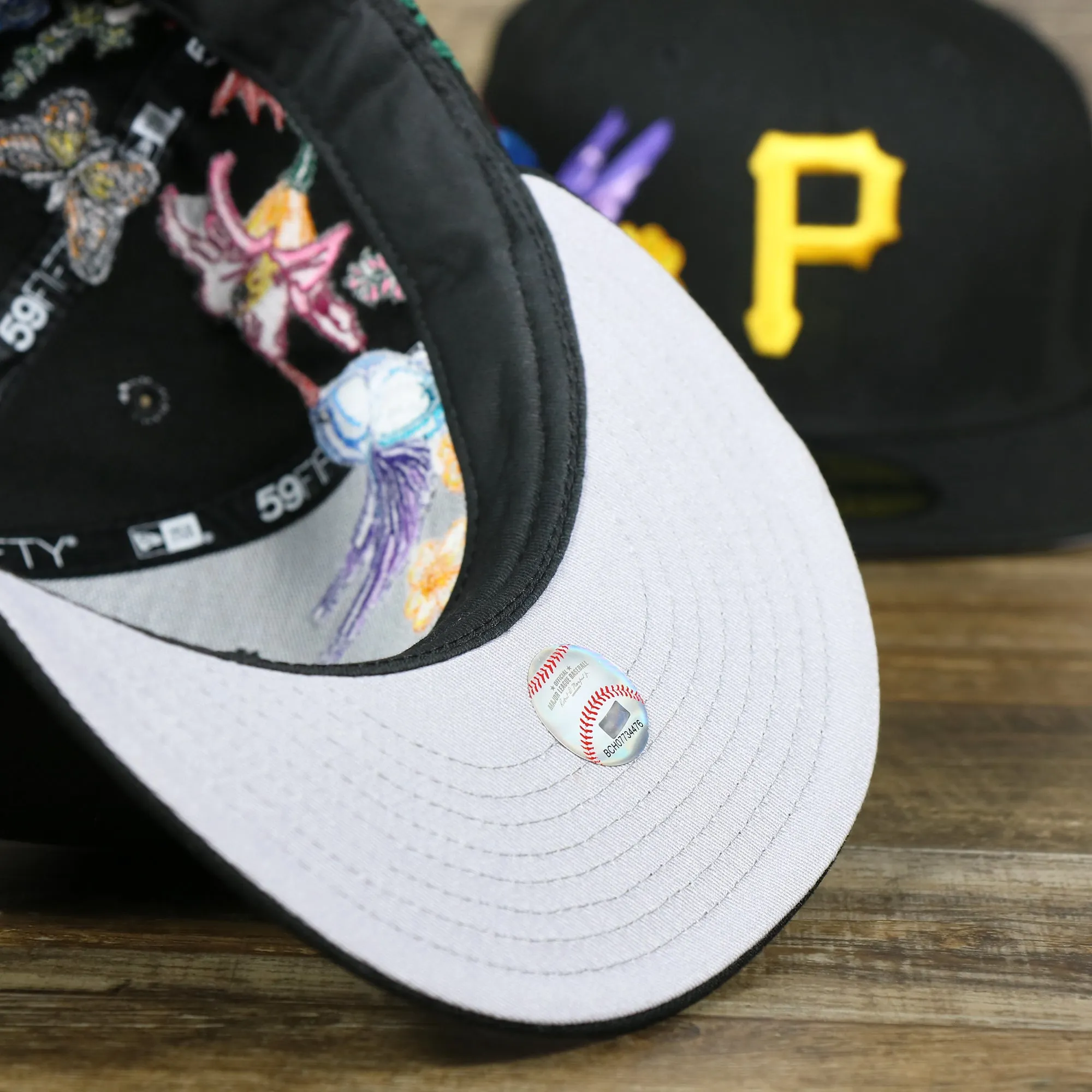 Pittsburgh Pirates Gray Bottom Bloom Spring Embroidery 59Fifty Fitted Cap | Black 59Fifty Cap