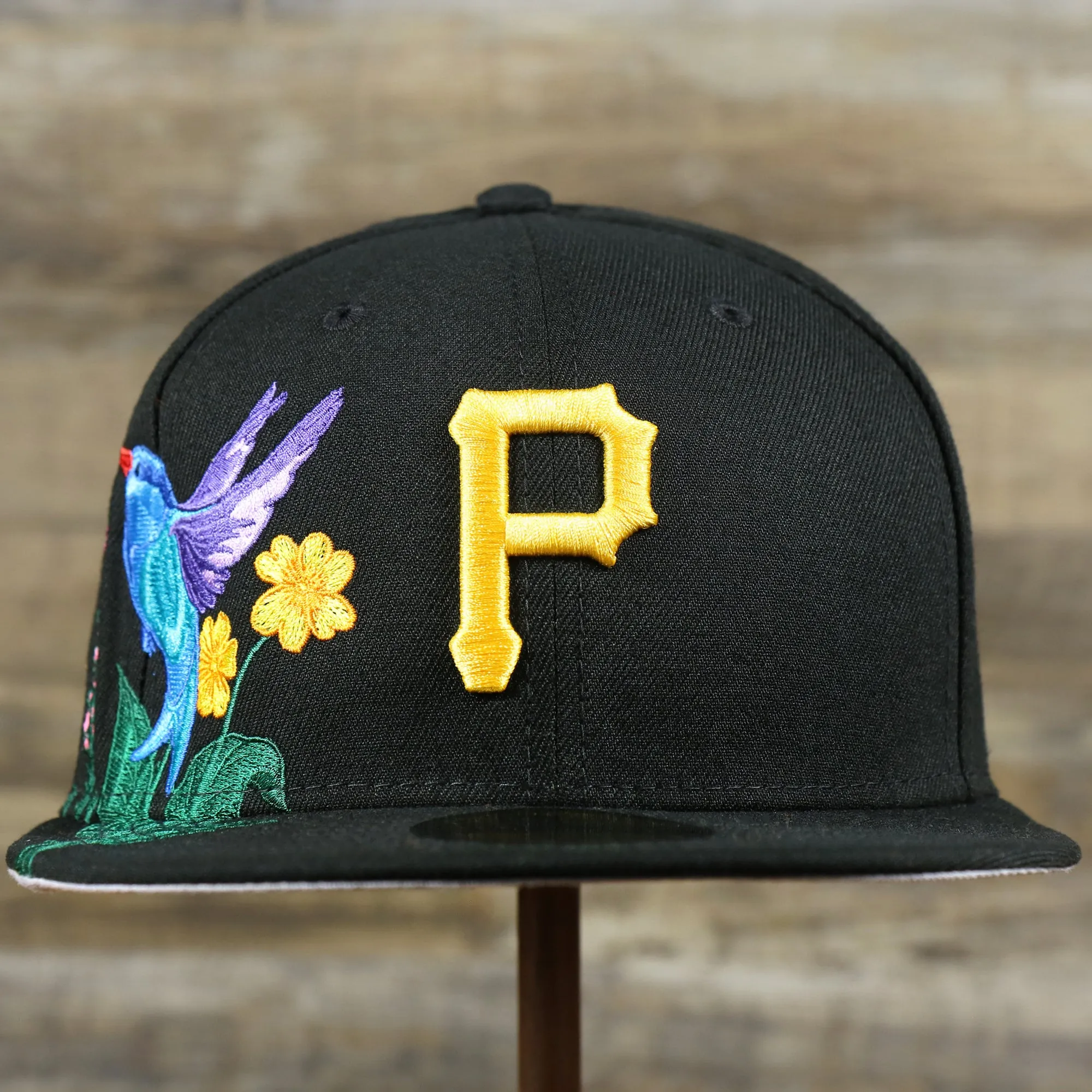 Pittsburgh Pirates Gray Bottom Bloom Spring Embroidery 59Fifty Fitted Cap | Black 59Fifty Cap