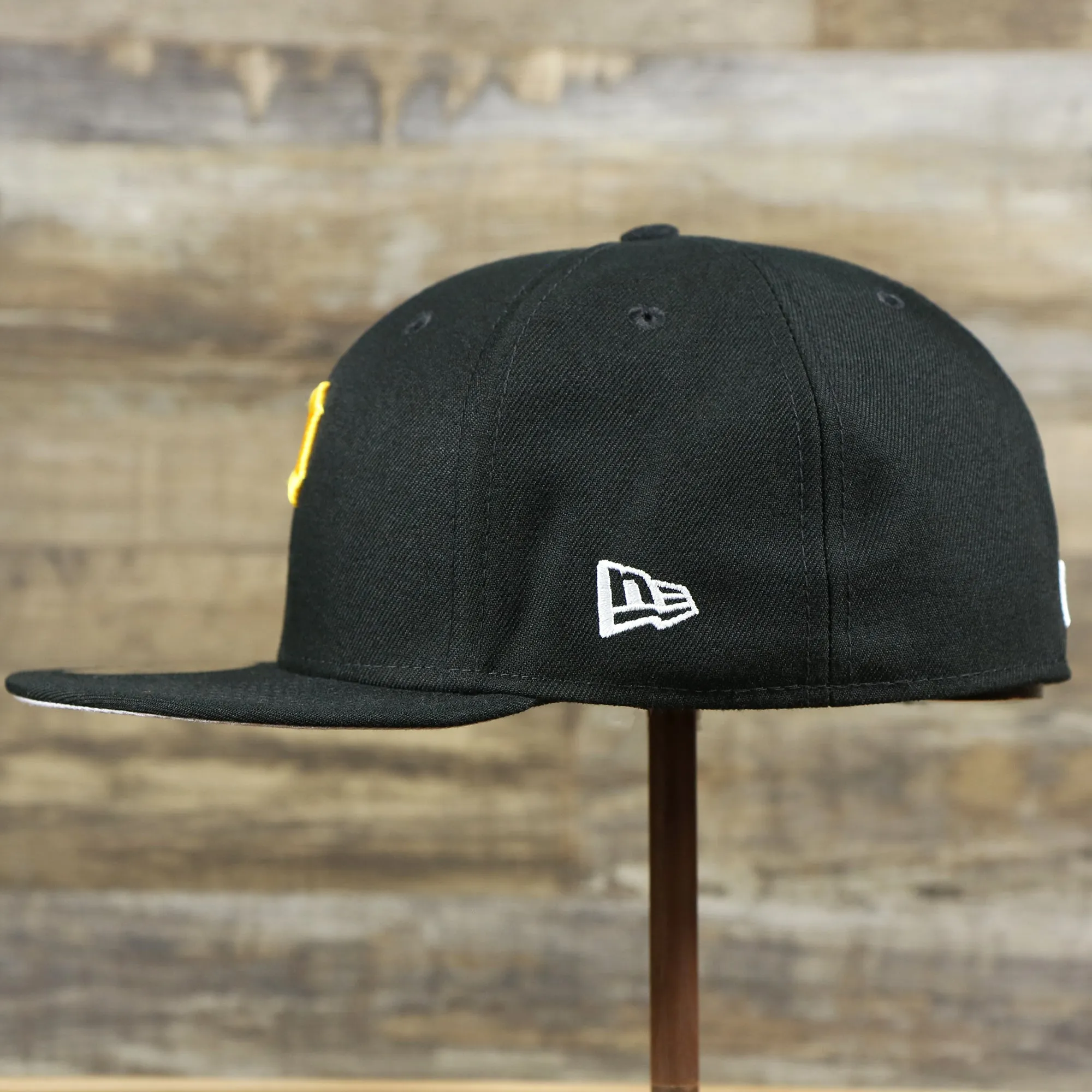 Pittsburgh Pirates Gray Bottom Bloom Spring Embroidery 59Fifty Fitted Cap | Black 59Fifty Cap