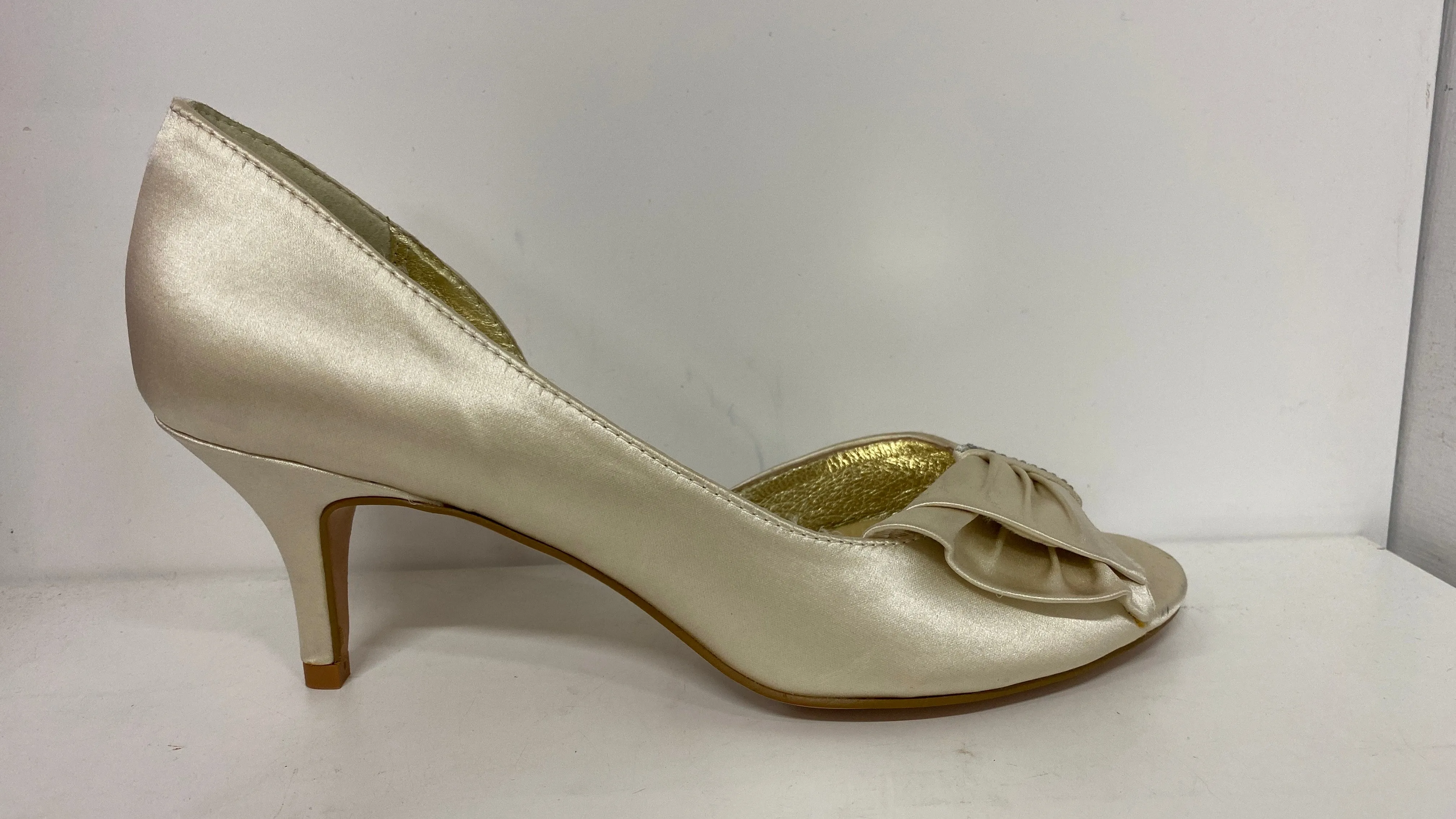 TUSCANY SATIN LOW HEEL BY NUDE