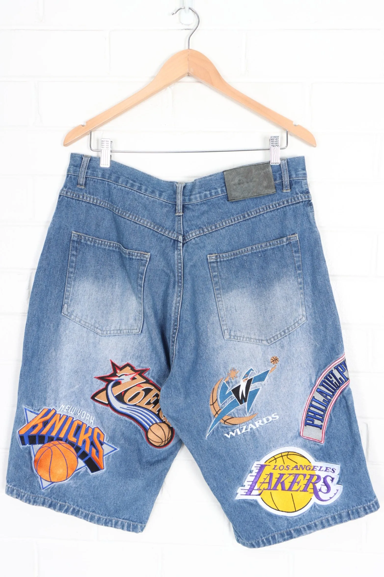 UNK NBA Team Logo Embroidered Patches Denim Basketball Jorts Shorts (34)