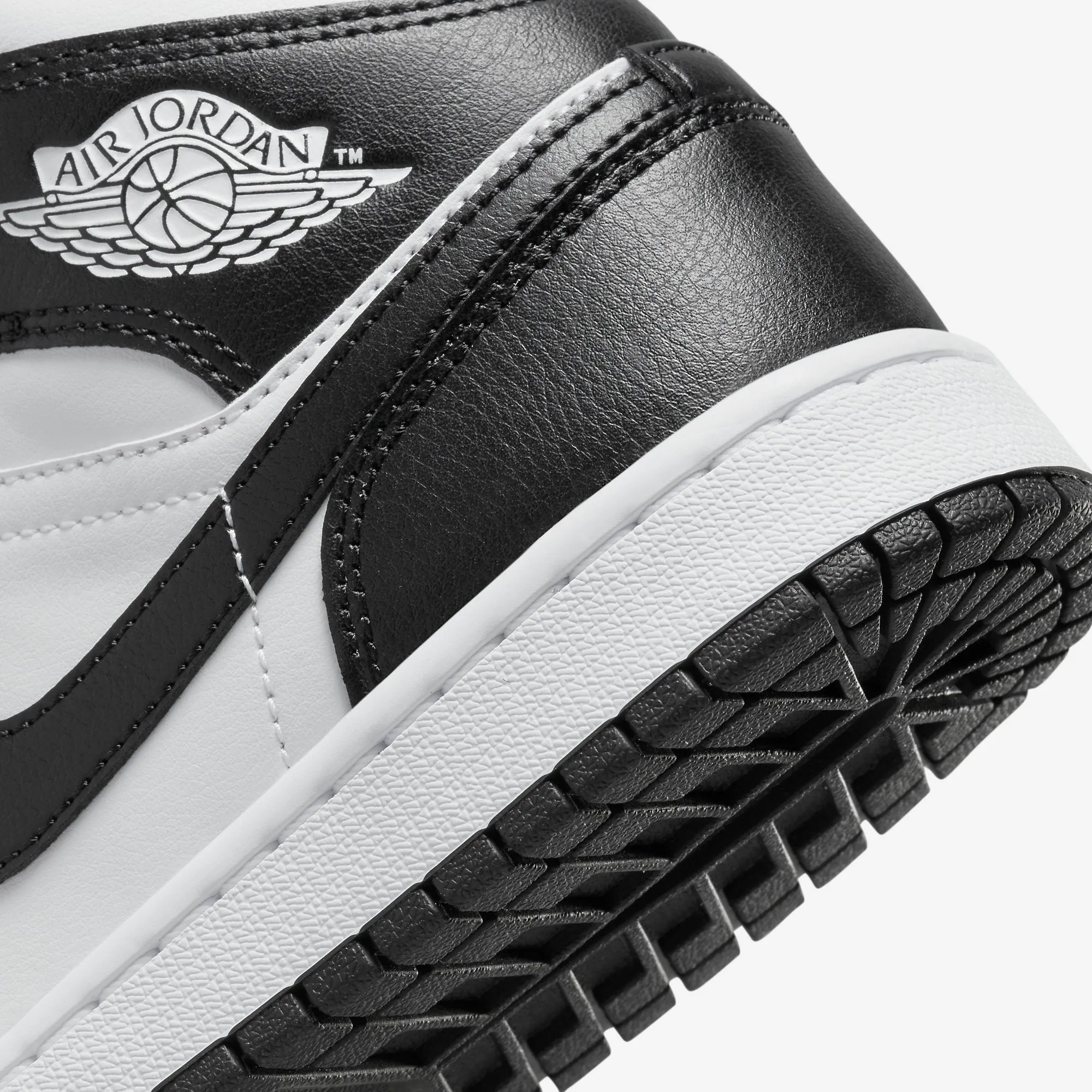 (Women's) Air Jordan 1 Mid 'Panda' (2023) DV0991-101